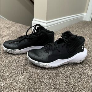 Youth Under Armour Shoes